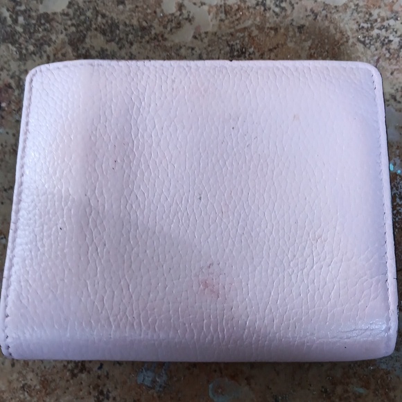 CHLOE LAVENDER PEBBLED LEATHER BIFOLD WALLET - Picture 3 of 12